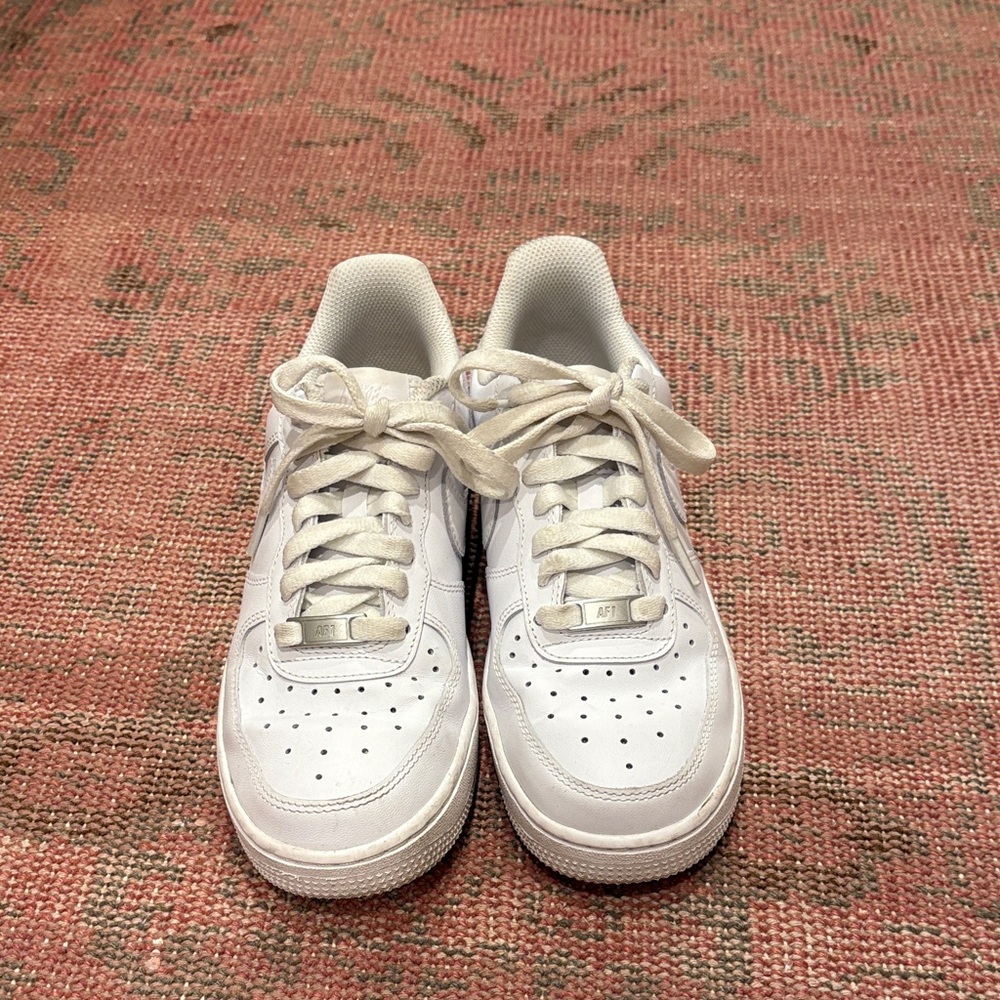 White Nike Air Sneakers